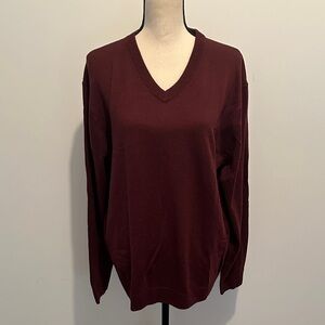 Turnbury Men's V-Neck Sweater Burgundy extra fine Merino wool large
